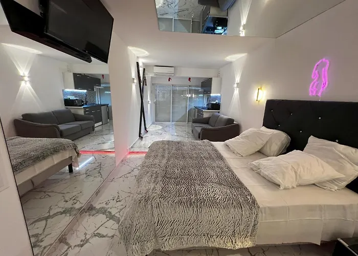 アパート Fetish アグド